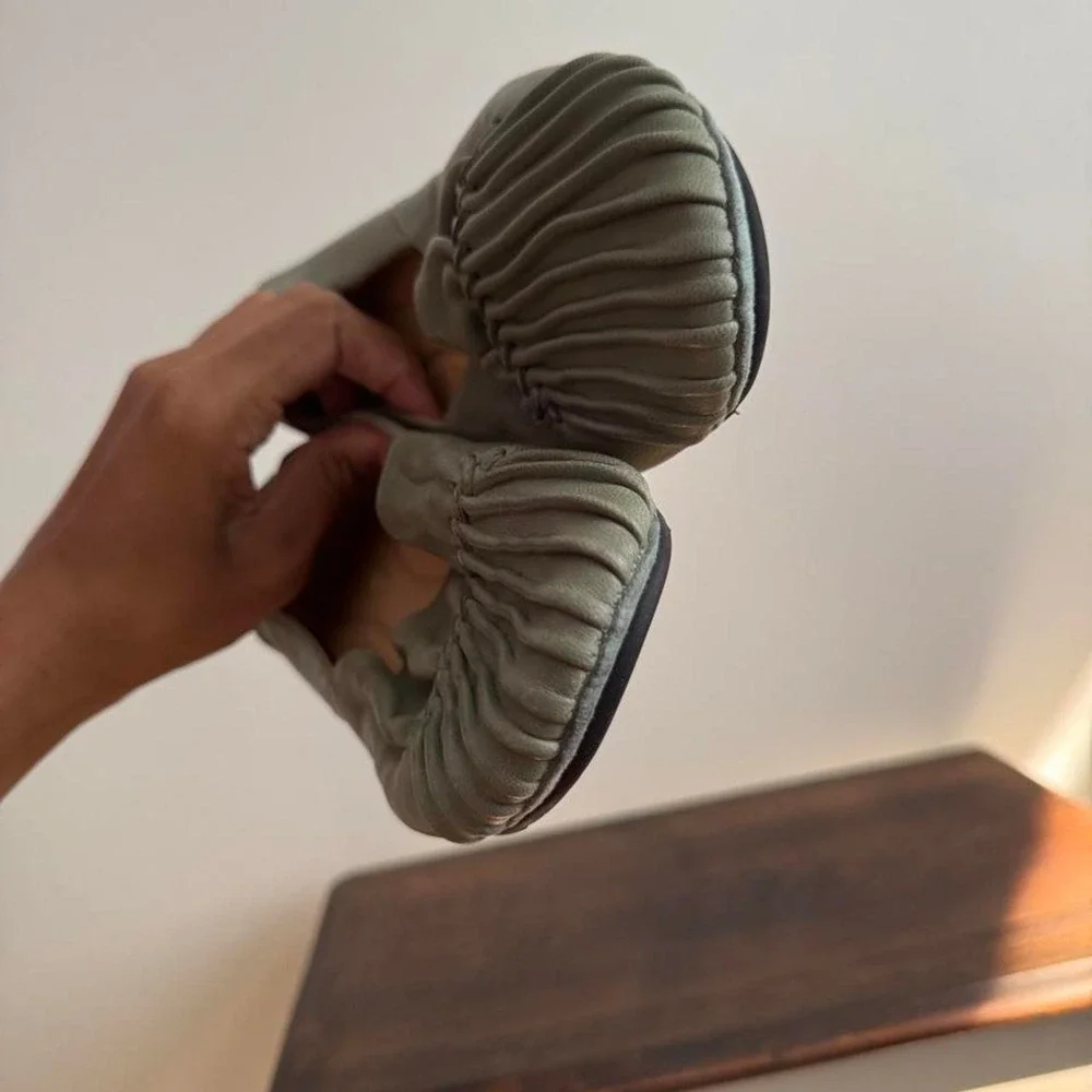Chocolat Blu Green leather pleated pintuck ballet flat sage